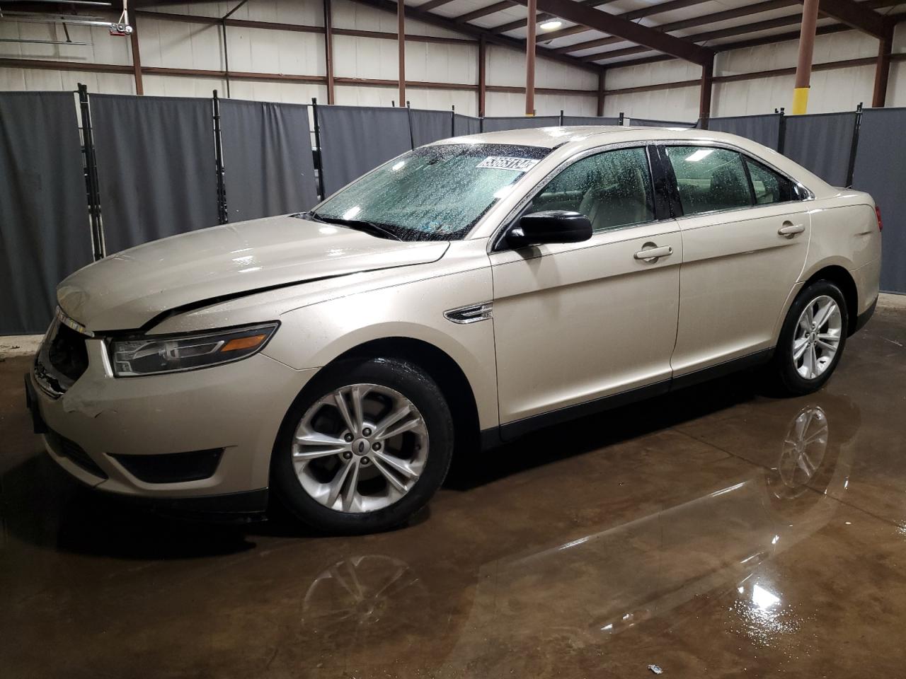 FORD TAURUS 2018 1fahp2d82jg115448