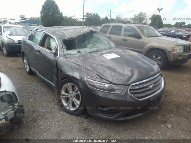 FORD TAURUS 2019 1fahp2d82kg105519