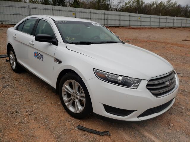 FORD TAURUS SE 2019 1fahp2d82kg105651