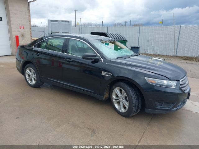 FORD TAURUS 2018 1fahp2d83jg106466