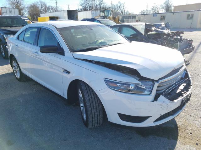 FORD TAURUS SE 2018 1fahp2d83jg111974