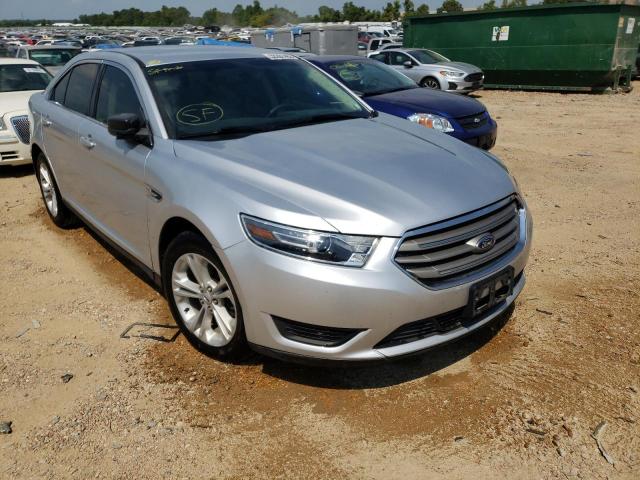 FORD TAURUS SE 2019 1fahp2d83kg102760