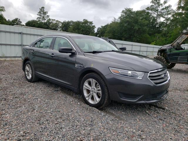 FORD TAURUS SE 2018 1fahp2d84jg101292