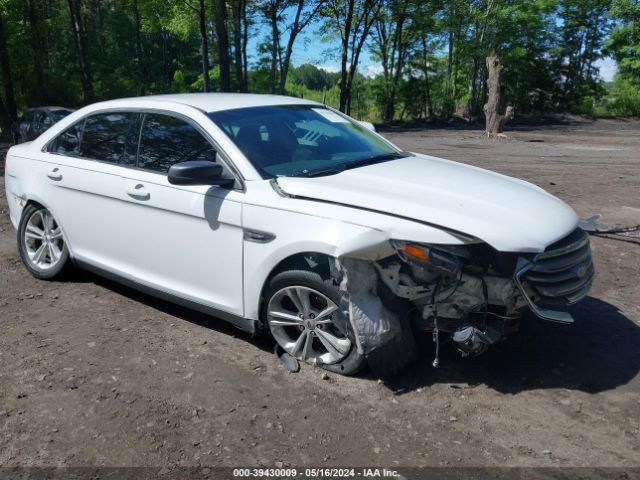 FORD TAURUS 2018 1fahp2d84jg132459