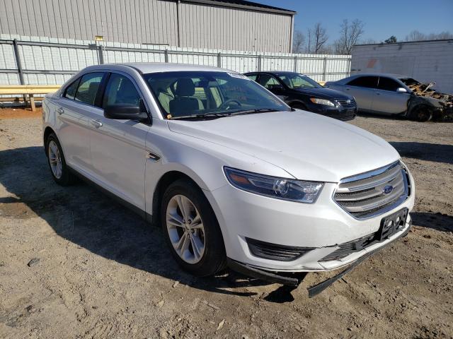 FORD TAURUS 2018 1fahp2d85jg115394