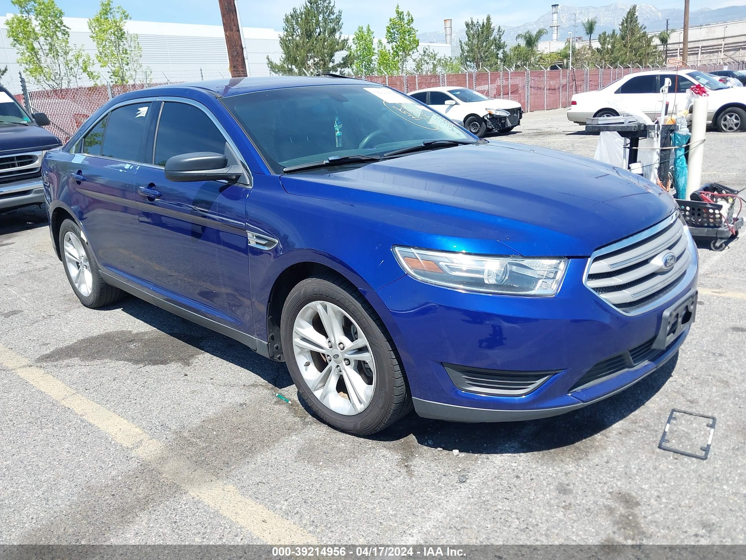 FORD TAURUS 2015 1fahp2d86fg162442