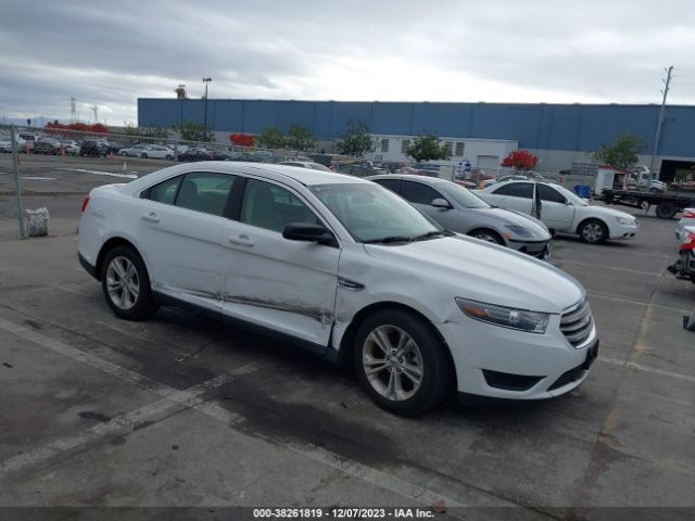 FORD TAURUS 2018 1fahp2d86jg123553