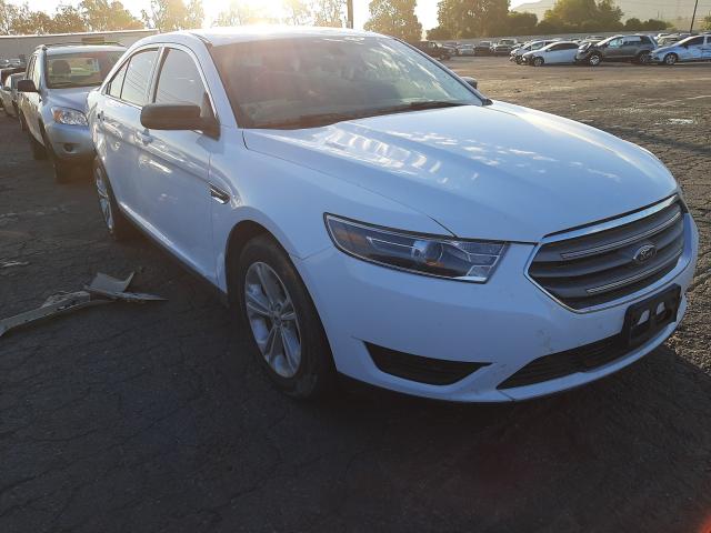 FORD TAURUS SE 2019 1fahp2d86kg105720