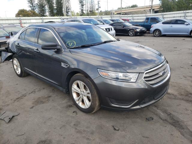 FORD TAURUS SE 2018 1fahp2d87jg110567