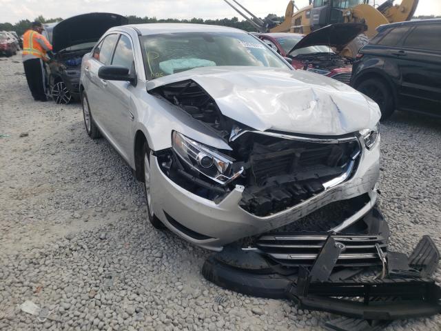 FORD TAURUS SE 2018 1fahp2d87jg116787