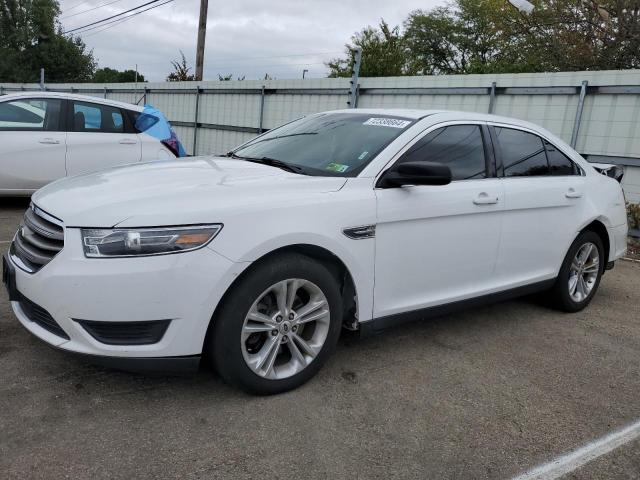 FORD TAURUS SE 2018 1fahp2d87jg133511