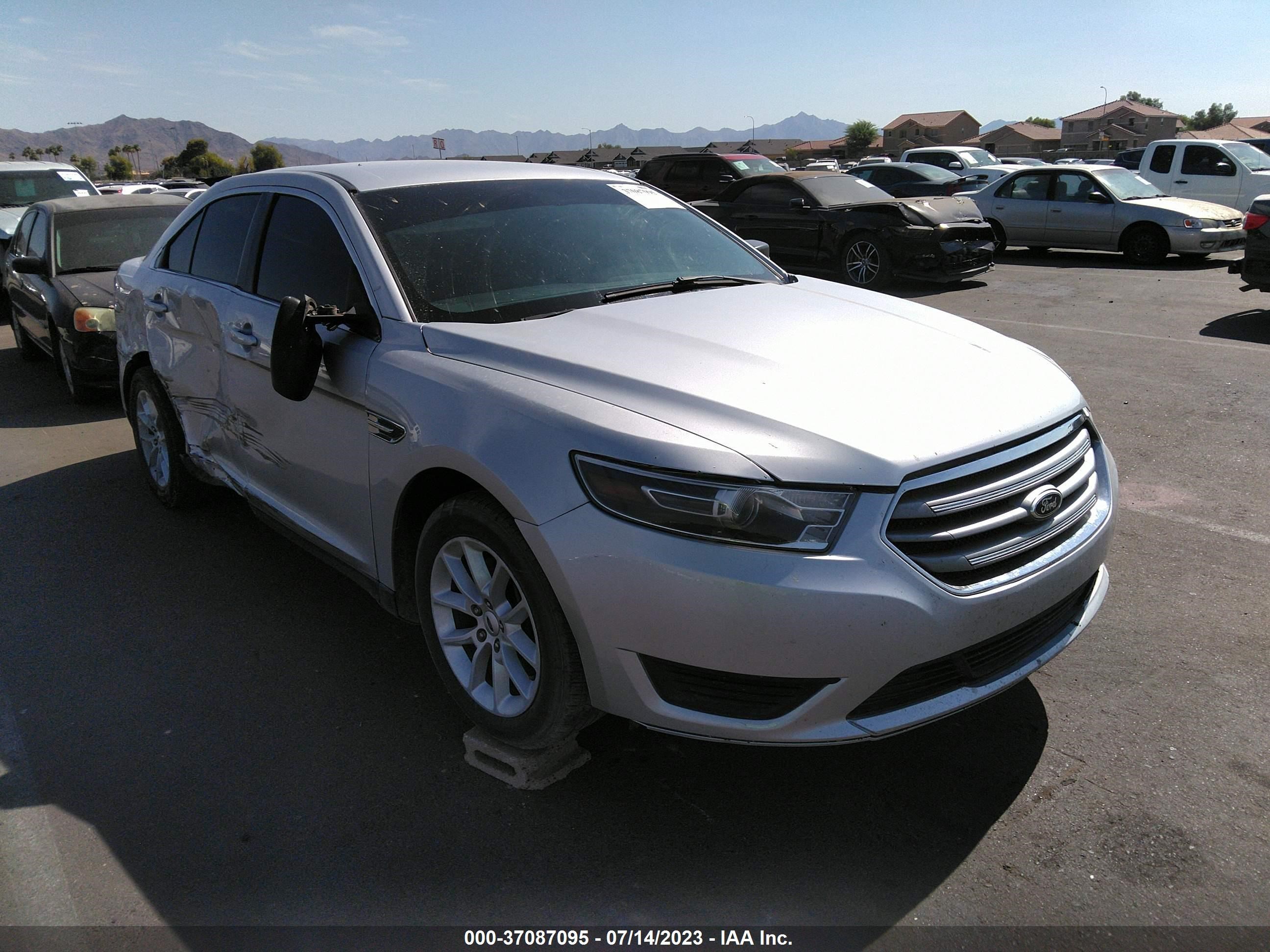 FORD TAURUS 2015 1fahp2d88fg121052