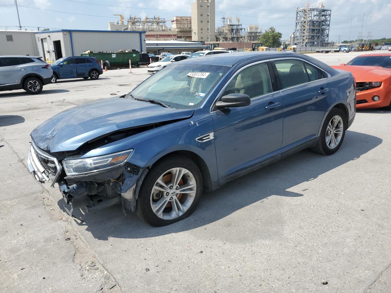 FORD TAURUS 2018 1fahp2d8xjg102625