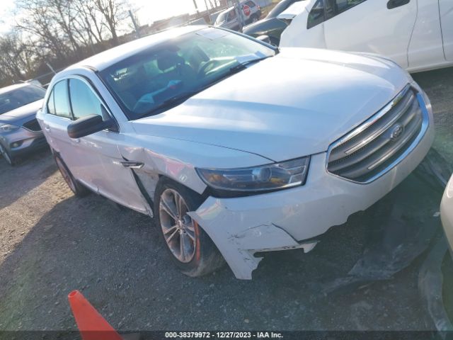 FORD TAURUS 2018 1fahp2d8xjg123183