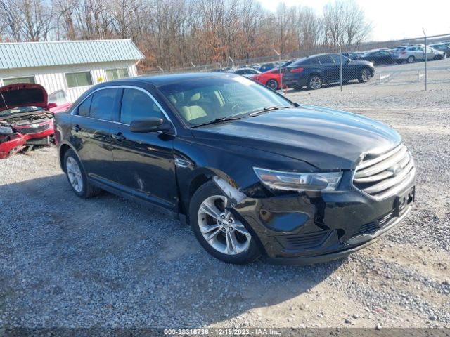 FORD TAURUS 2018 1fahp2d8xjg134541