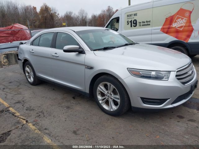 FORD TAURUS 2015 1fahp2e80fg181003