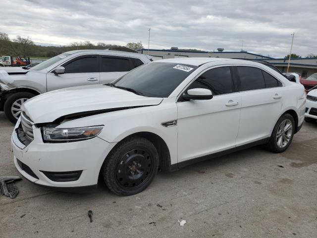 FORD TAURUS 2018 1fahp2e80jg111056