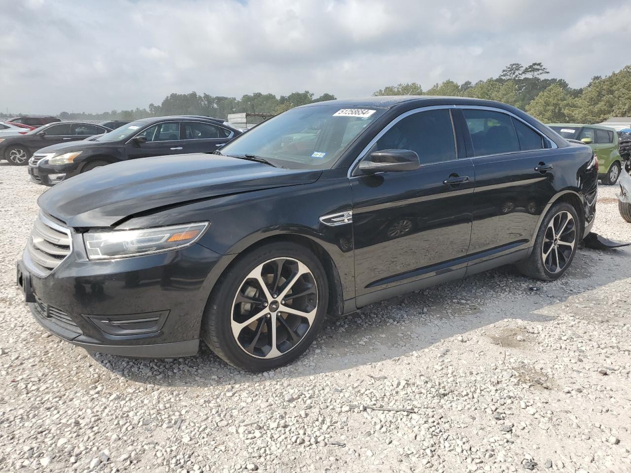 FORD TAURUS 2015 1fahp2e81fg181687