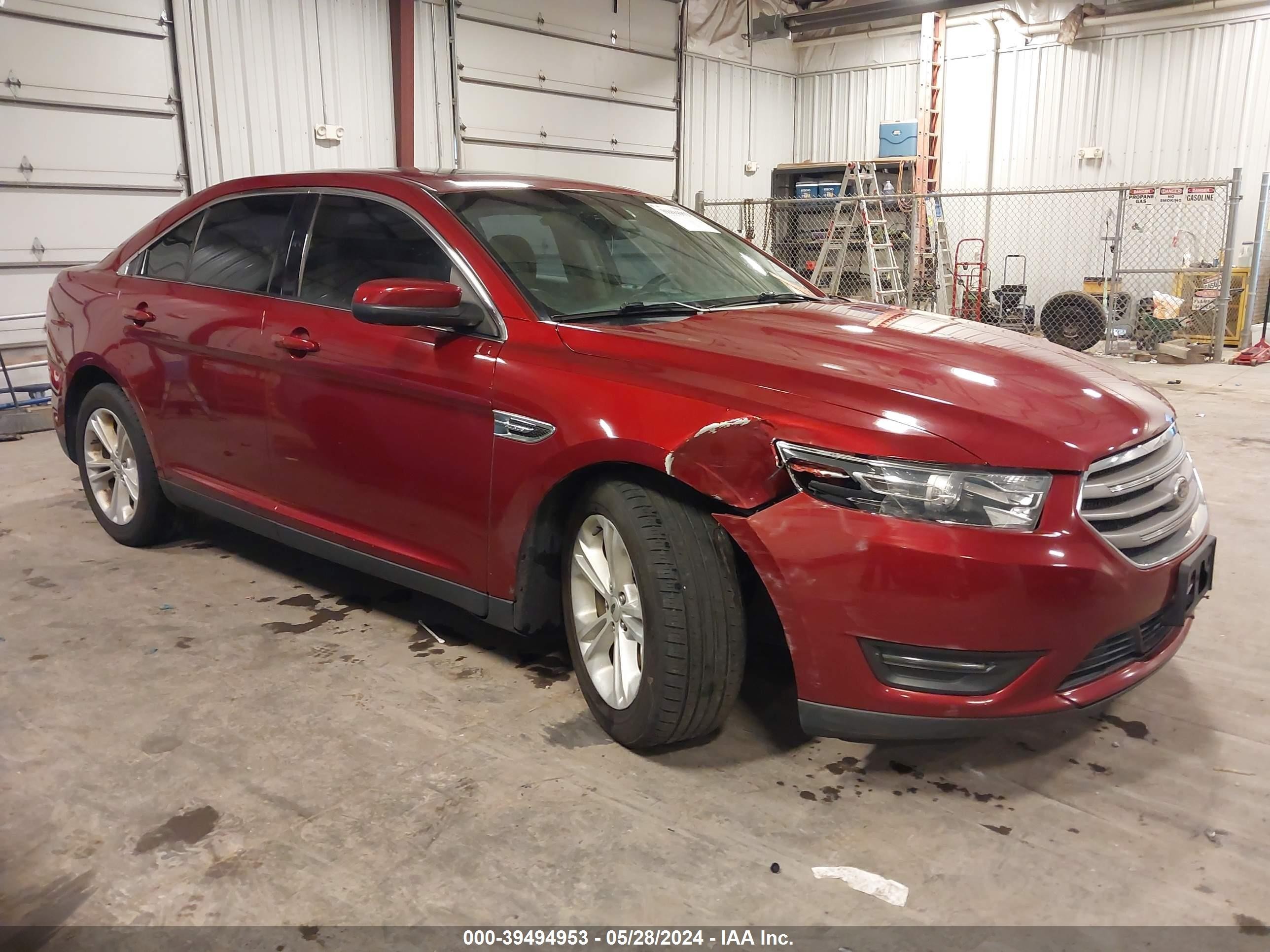 FORD TAURUS 2016 1fahp2e81gg105209