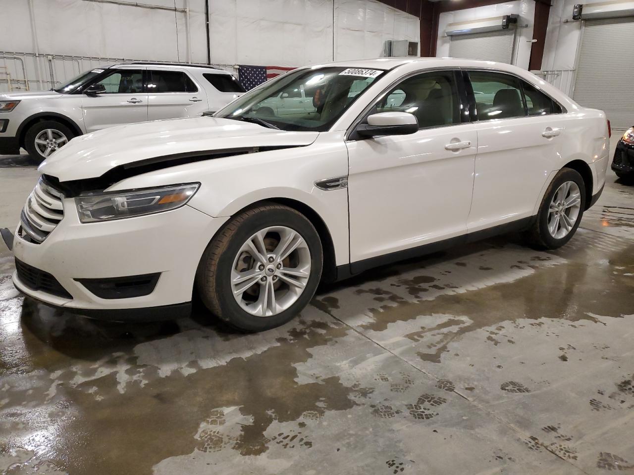 FORD TAURUS 2017 1fahp2e81hg118673