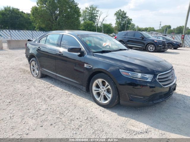 FORD TAURUS 2018 1fahp2e81jg119490