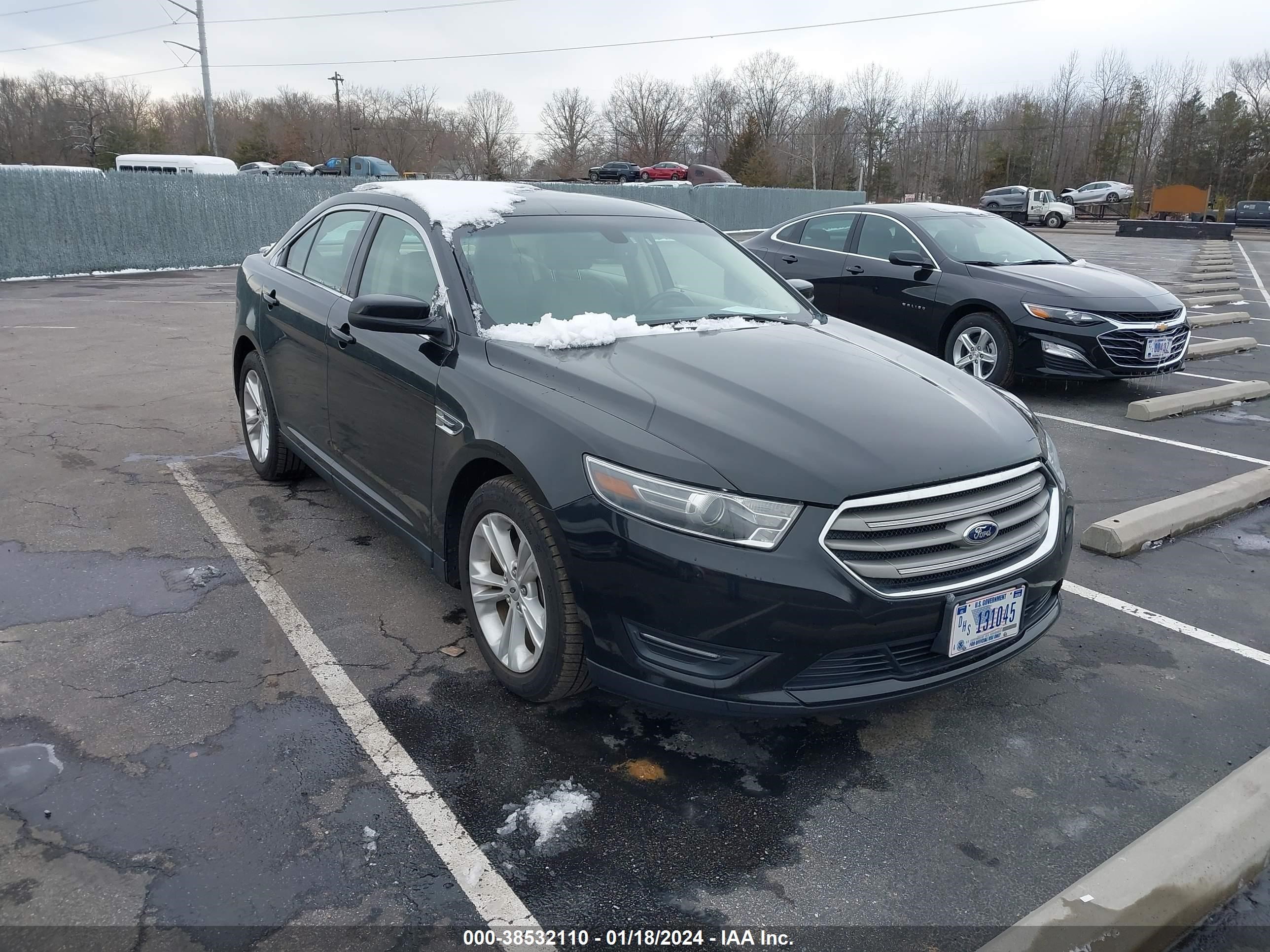 FORD TAURUS 2015 1fahp2e82fg112281