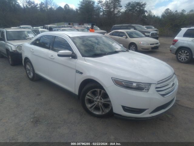 FORD TAURUS 2015 1fahp2e82fg142218