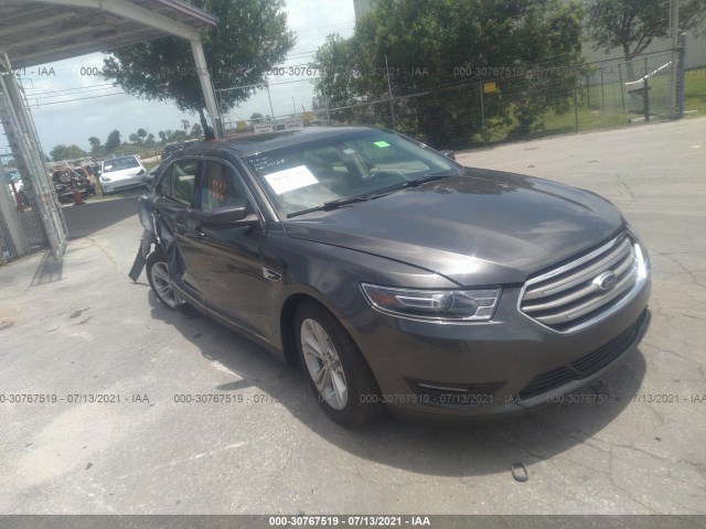 FORD TAURUS 2016 1fahp2e82gg118552