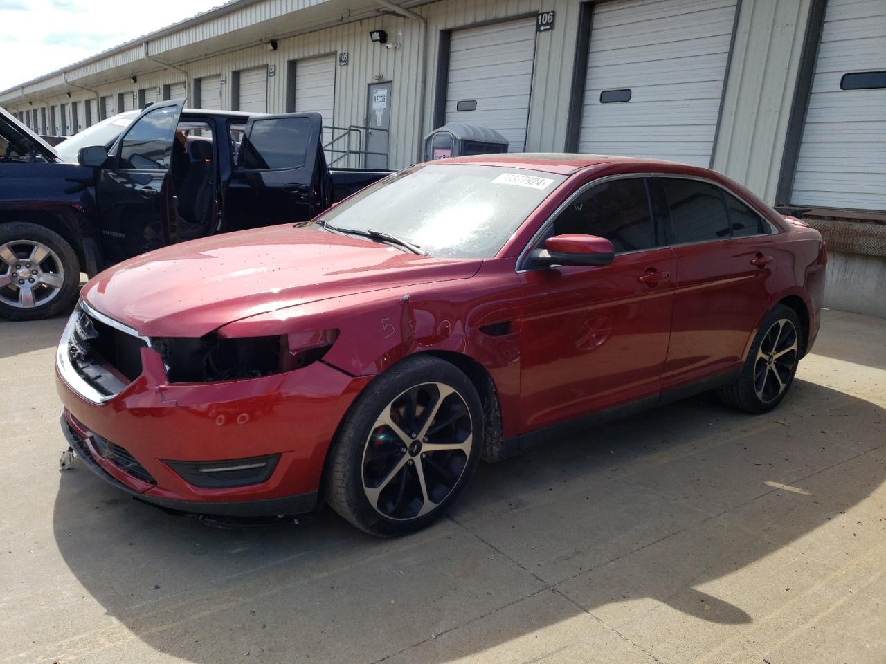 FORD TAURUS 2016 1fahp2e82gg143077