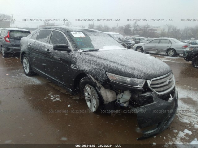 FORD TAURUS 2017 1fahp2e82hg104846