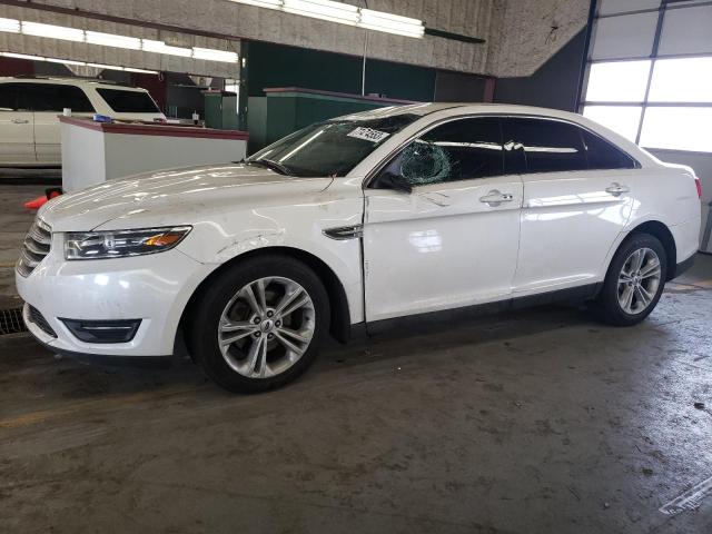 FORD TAURUS 2017 1fahp2e82hg118276