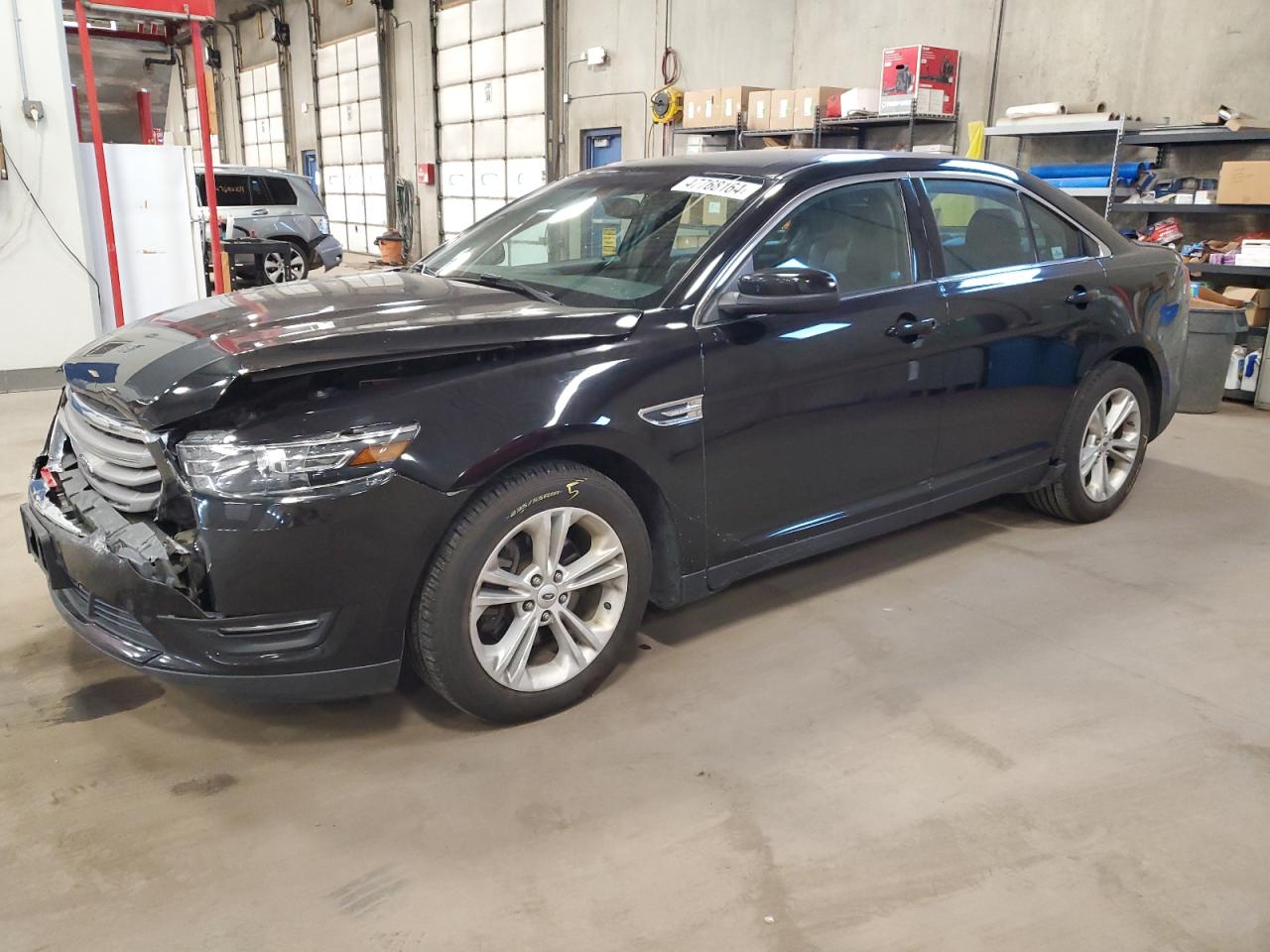 FORD TAURUS 2017 1fahp2e82hg120058