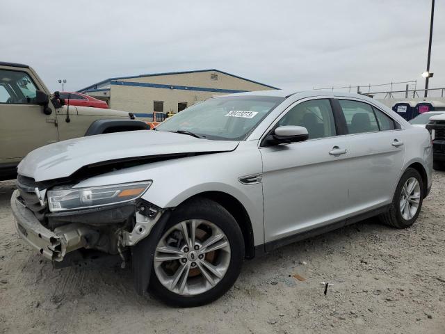 FORD TAURUS 2018 1fahp2e82jg124004