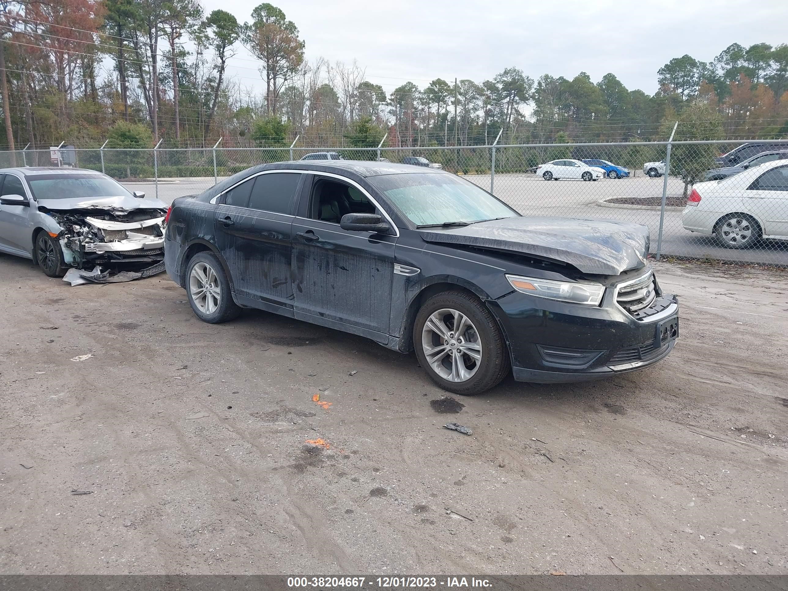 FORD TAURUS 2014 1fahp2e83eg103538