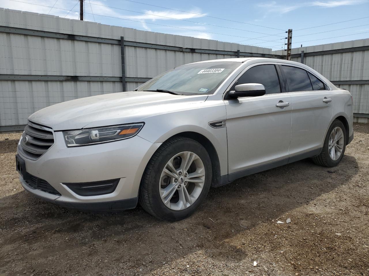 FORD TAURUS 2016 1fahp2e83gg133349