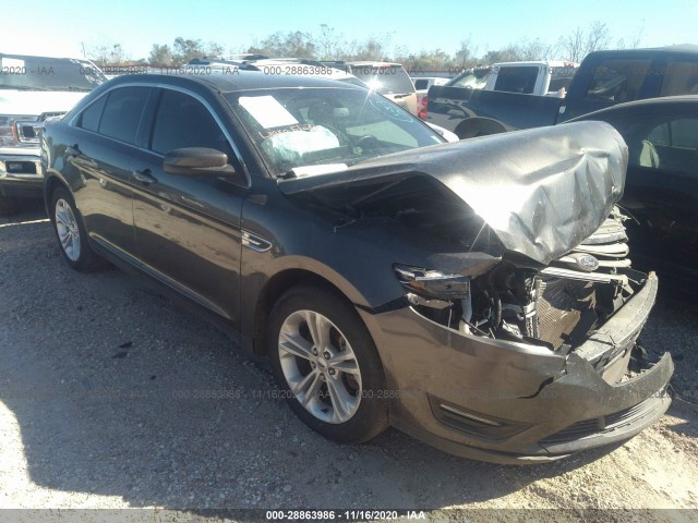 FORD TAURUS 2018 1fahp2e83jg113190