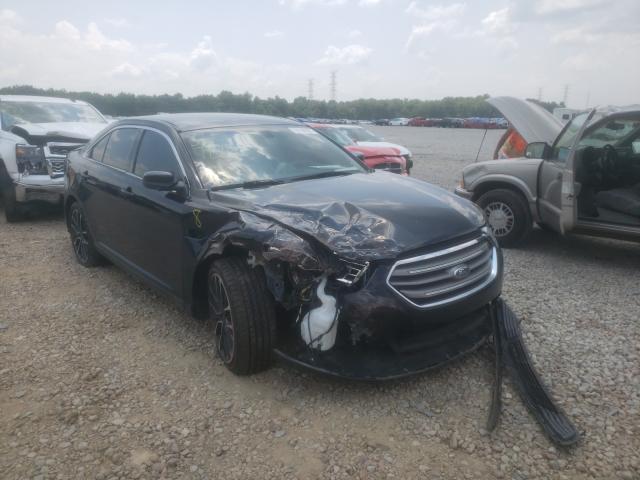 FORD TAURUS SEL 2018 1fahp2e83jg132399