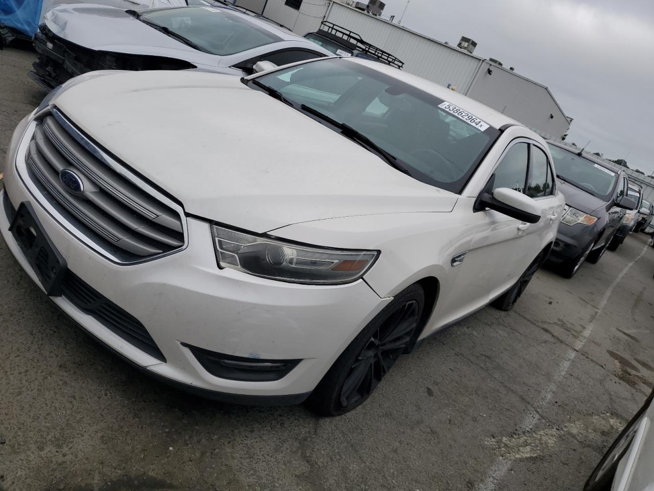 FORD TAURUS 2016 1fahp2e84gg139015