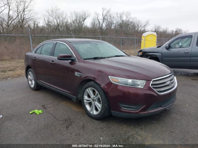 FORD TAURUS 2018 1fahp2e84jg136705