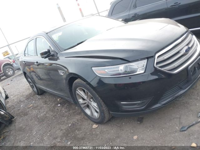 FORD TAURUS 2018 1fahp2e85jg124966