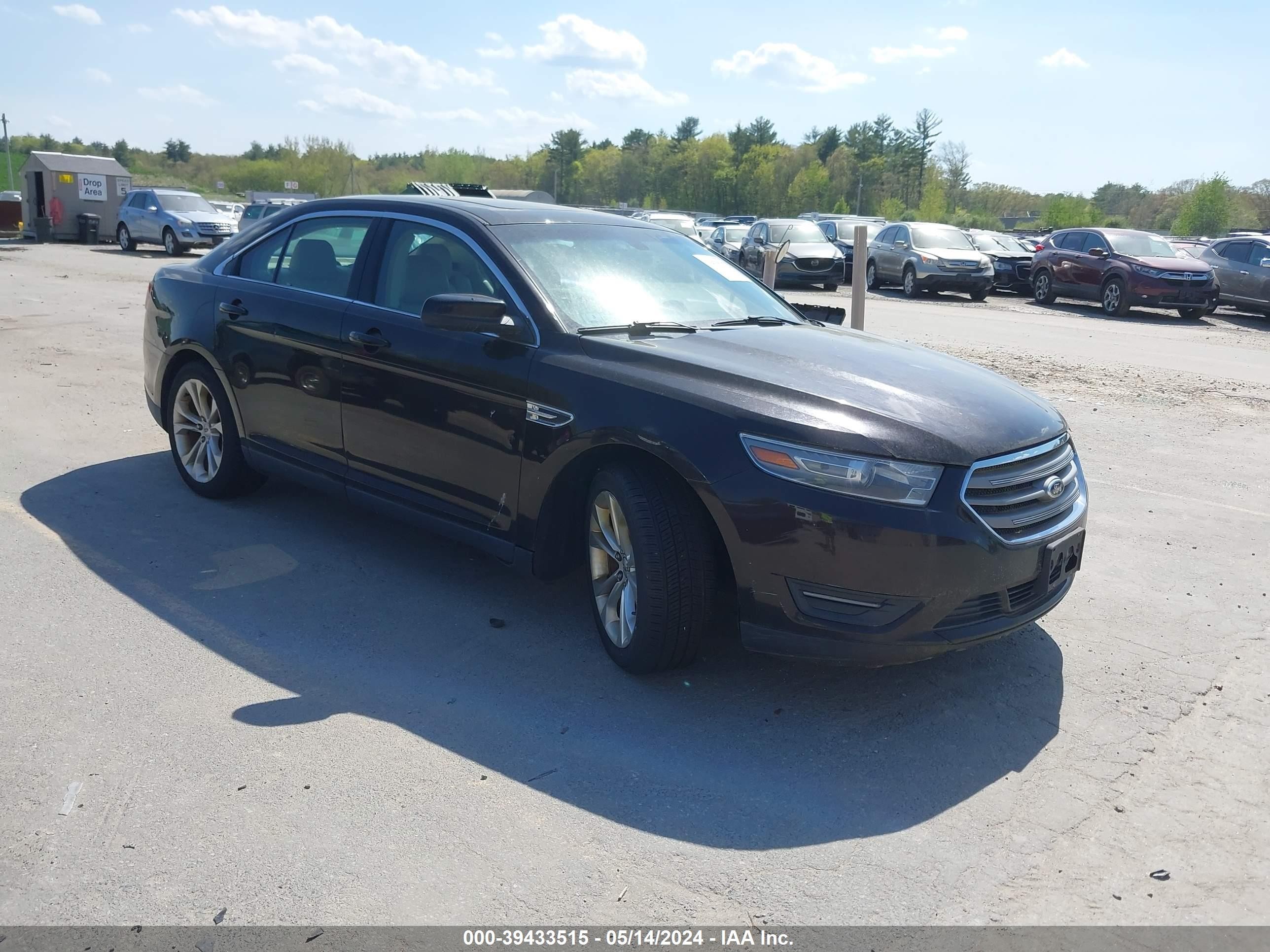 FORD TAURUS 2013 1fahp2e86dg106450