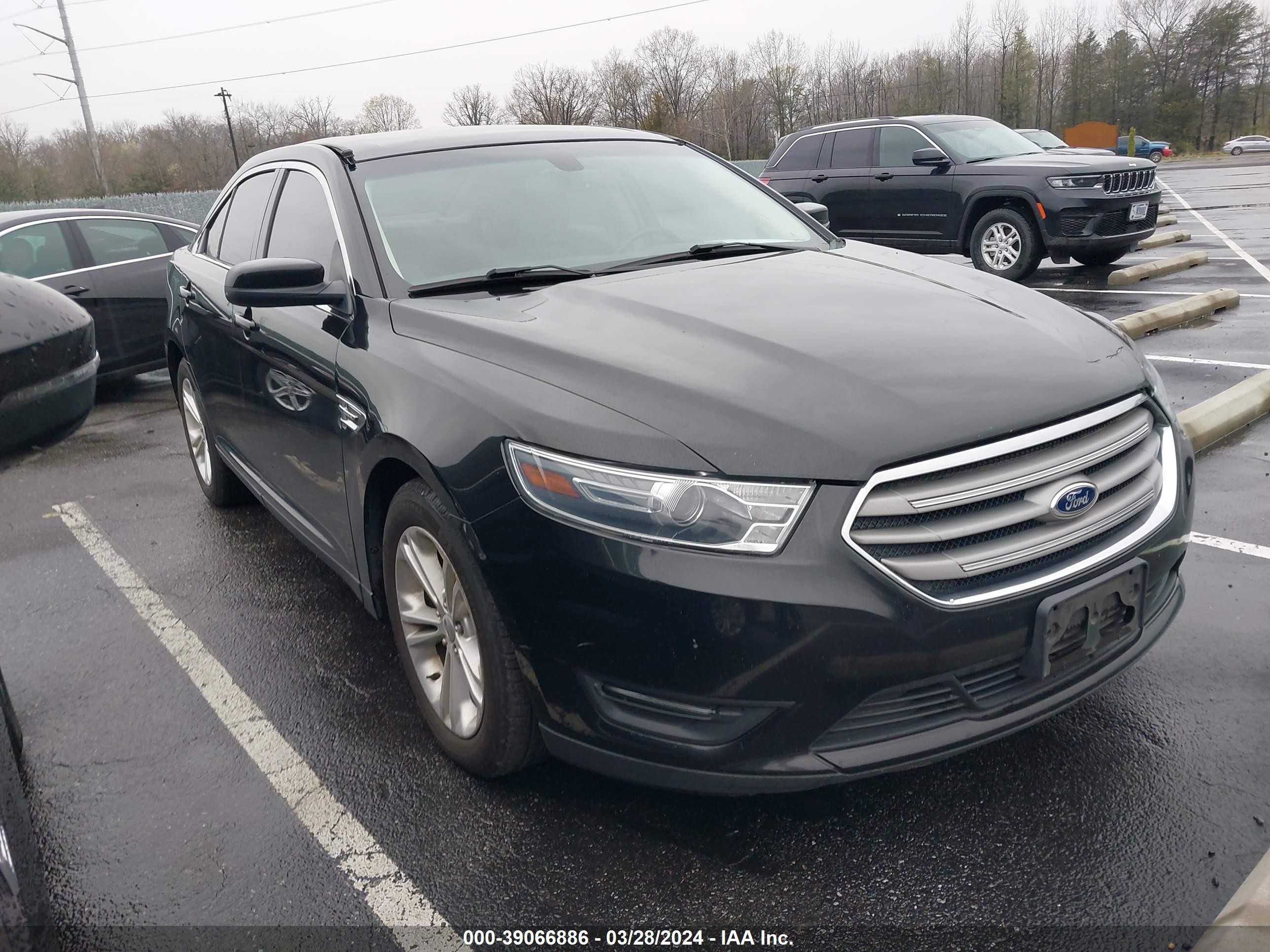 FORD TAURUS 2015 1fahp2e86fg112283