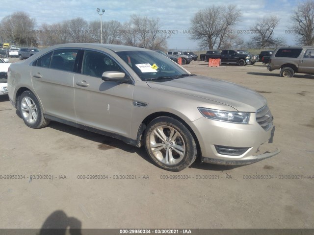 FORD TAURUS 2018 1fahp2e86jg136639