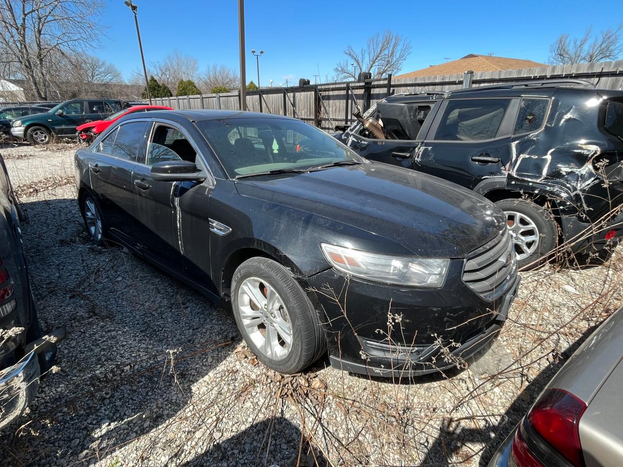 FORD TAURUS 2014 1fahp2e87eg112940