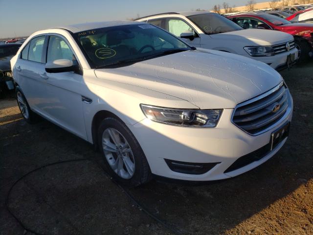 FORD TAURUS SEL 2018 1fahp2e87jg113158