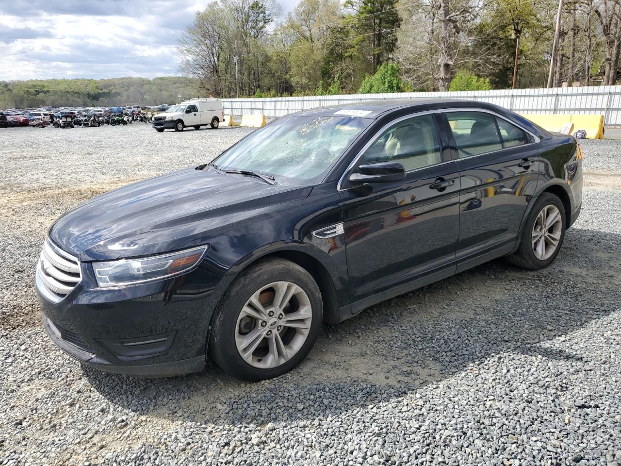 FORD TAURUS 2018 1fahp2e87jg122832