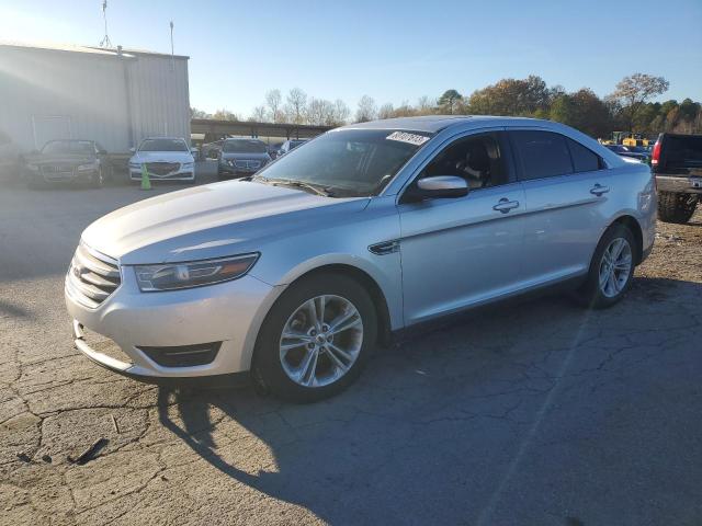 FORD TAURUS 2014 1fahp2e88eg173729