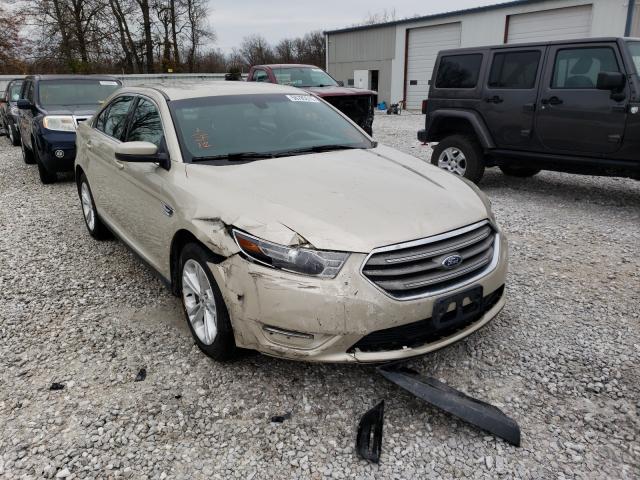 FORD TAURUS SEL 2018 1fahp2e88jg133371