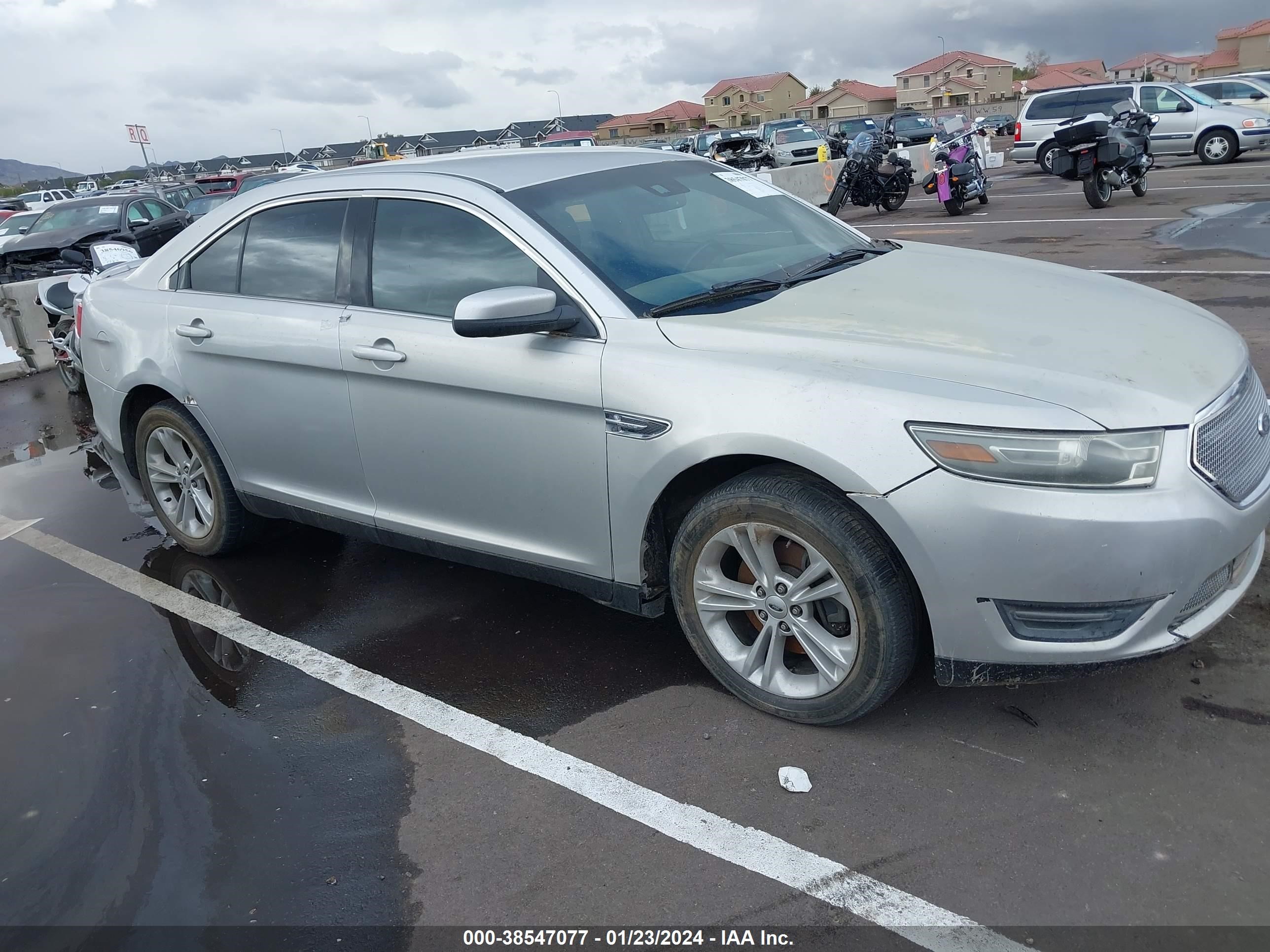 FORD TAURUS 2013 1fahp2e89dg175505