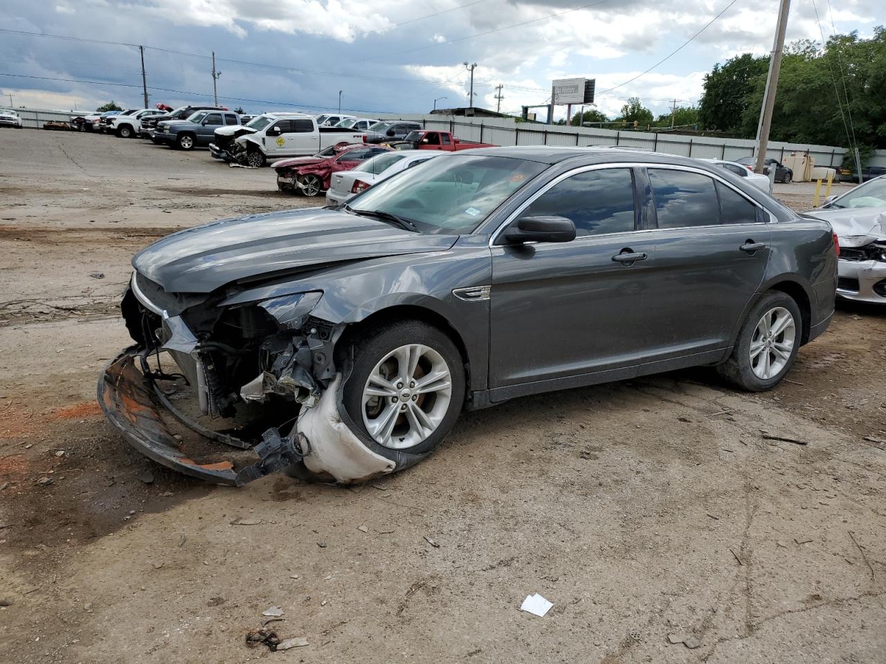 FORD TAURUS 2015 1fahp2e89fg195109